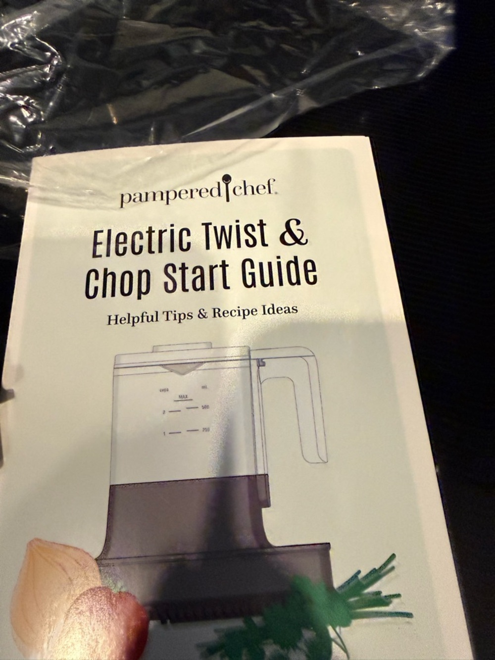 Pampered Chef Electric Twist and Chop NIB - Picture 3 of 5